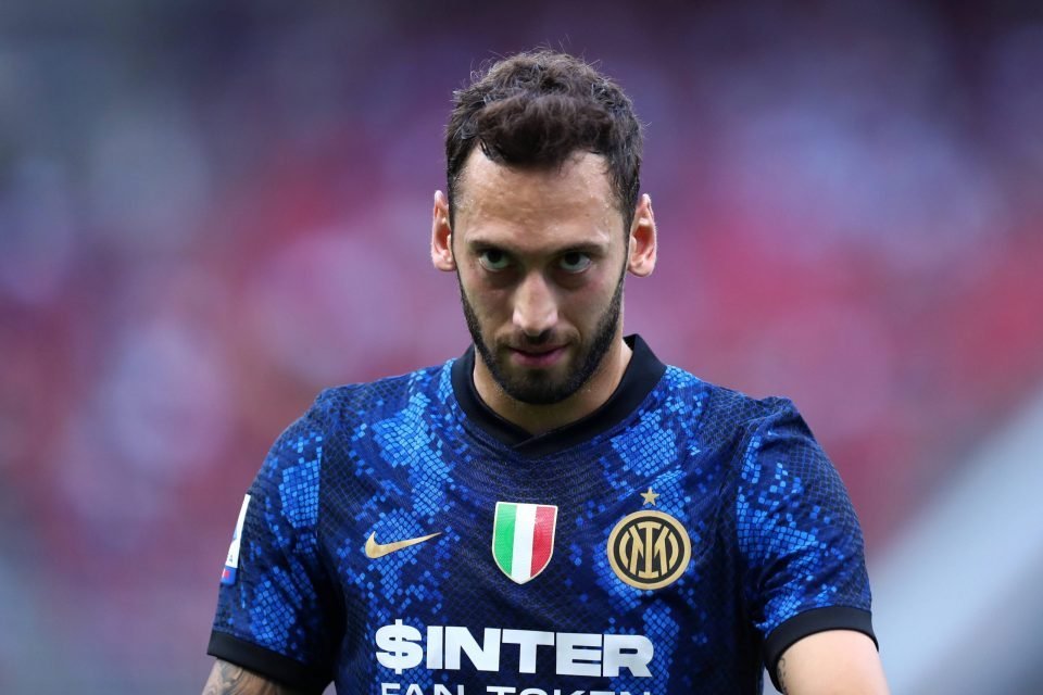 她的冷静与 她的冷静与